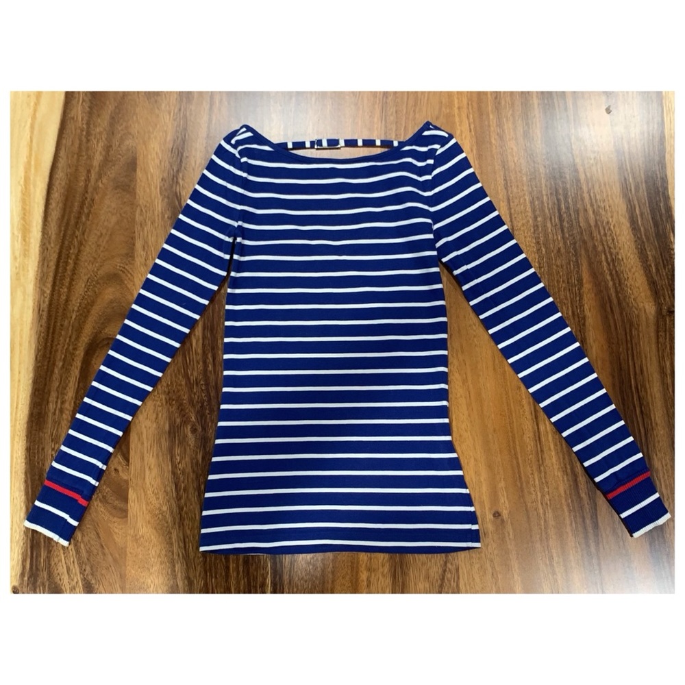 A/X Armani exchange long sleeve top in size XSP